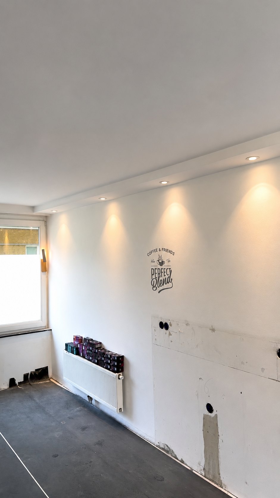 Strak verlaagd plafond met inbouwspots